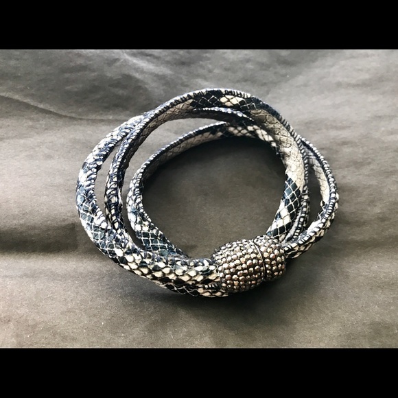 Snakeskin wrap bangle - Picture 2 of 3